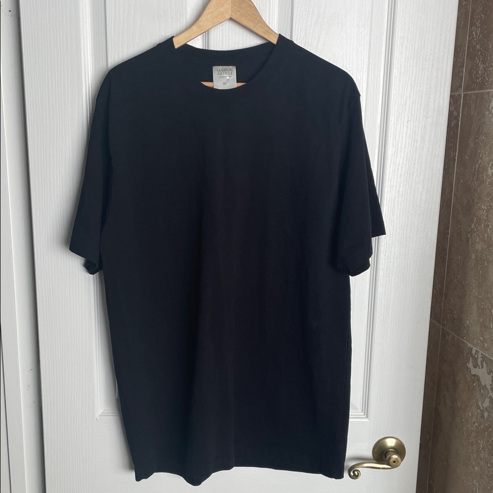 MAISON ARTICLE  - Black short sleeve tee